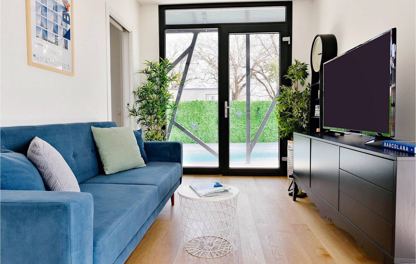 Gemütliche 1-Zimmer-Wohnung mit Pool, WLAN und Parkplatz in der Nähe des Bistro Baderna in Grad Poreč, Zentralistrien