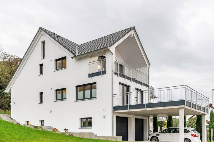 Ganze Wohnung, Ferienwohnung Vogesenpanorama 2" mit Bergblick, privater Terrasse und Wi-Fi in Bad Bellingen, Südschwarzwald