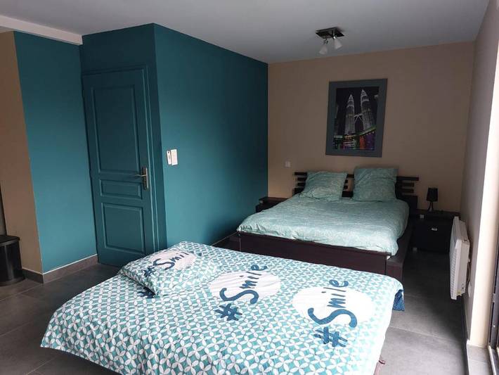 Gîte pour 3 personnes, avec vue et balcon dans L'Étrat