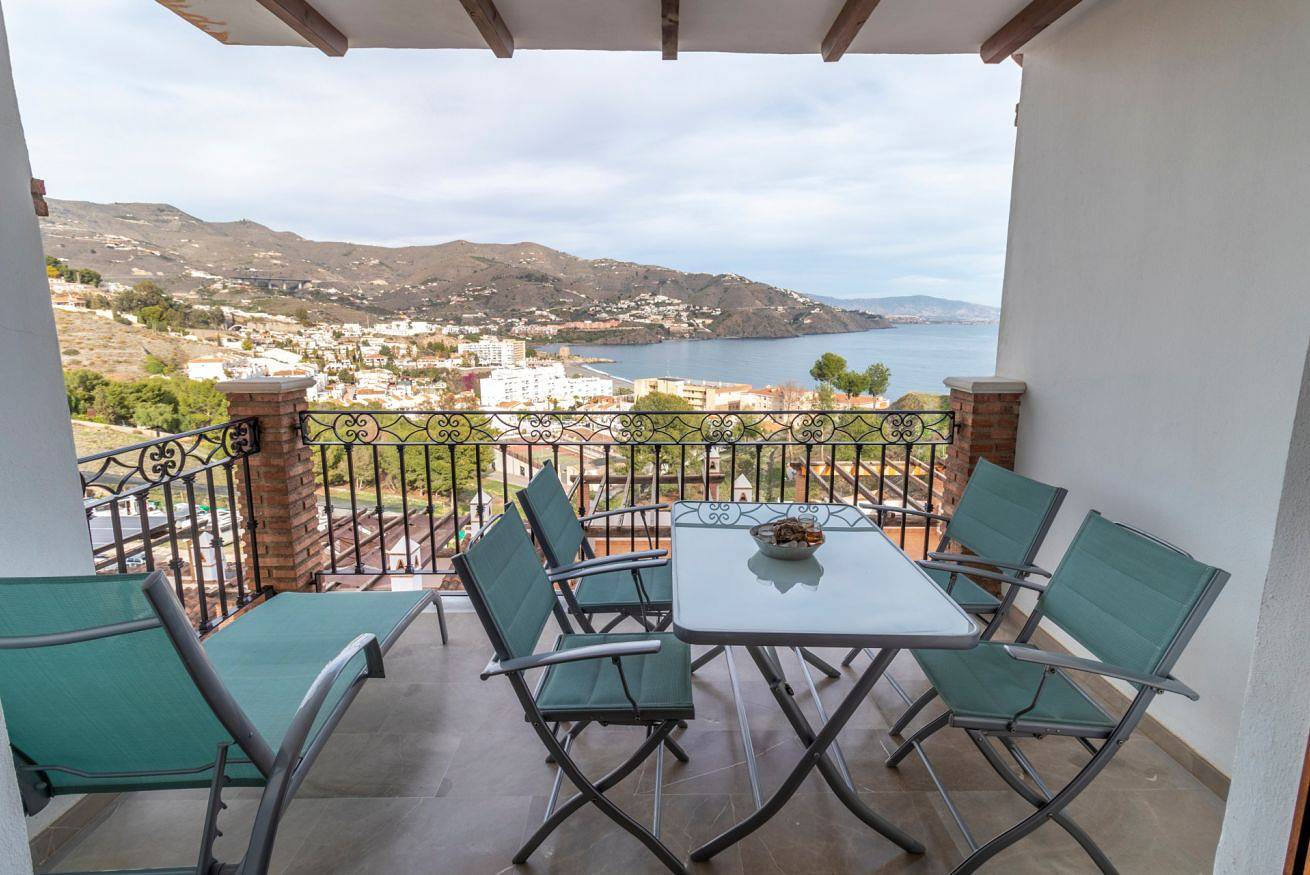 Entire apartment, Balcony with Sea View in Lambda 1 Apartment in Los Pinos (Almunecar), Almuñecar