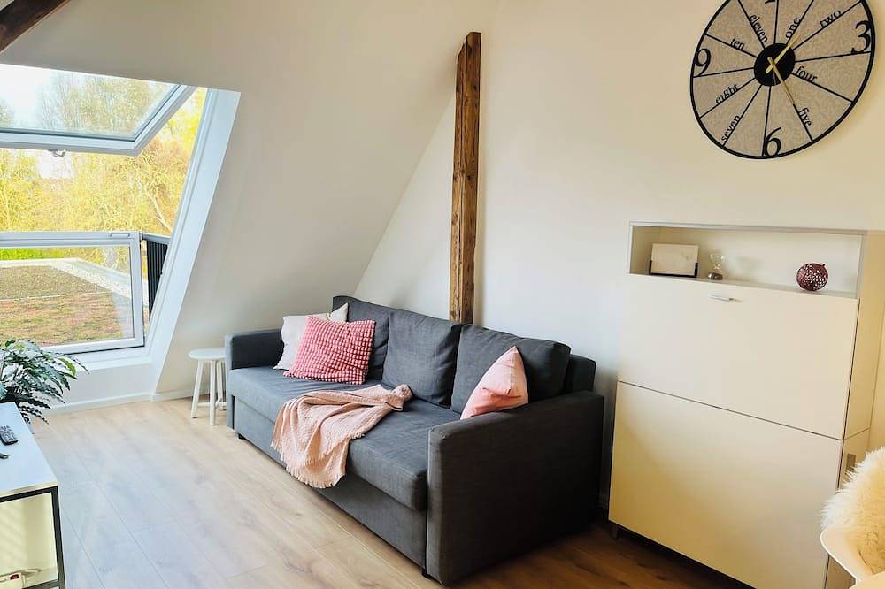 Ganze Wohnung, Modern & gemütlich: Dachstudio in S-Bahn-Nähe Frankfurt/Darmstadt in Egelsbach, Landkreis Offenbach