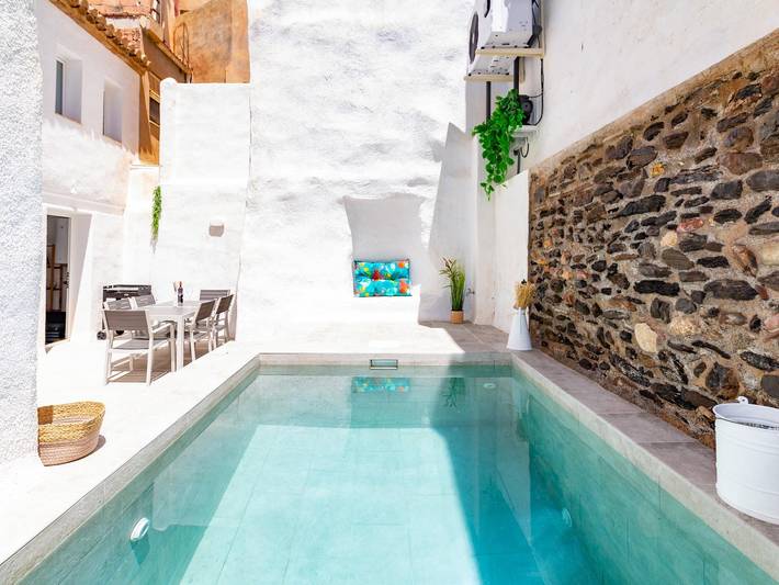 Casa rural para 6 personas, con Terraza además de Jardín y Piscina en Nigüelas