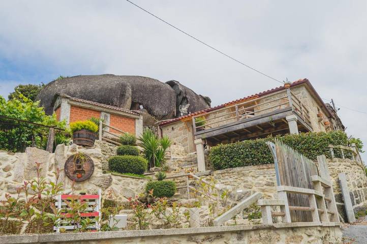 Casa de férias para 4 pessoas, com vista e varanda, adaptado a crianças em Arcos de Valdevez (Região)