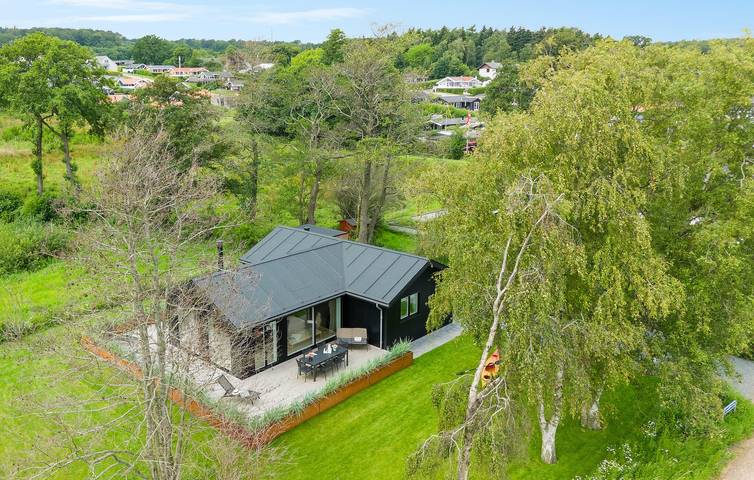 Ferienhaus für 6 Personen, mit Terrasse und Garten in Grønninghoved Strand - 2
