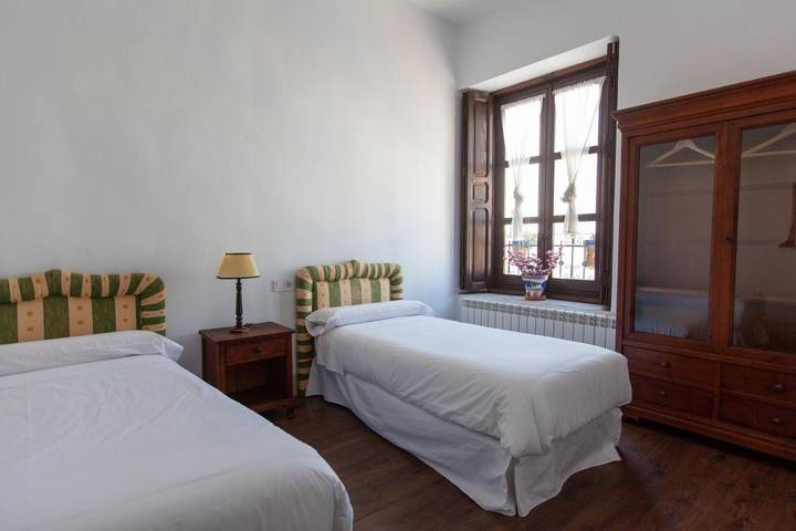 Casa rural con piscina para 2 personas, con piscina además de jardín y terraza en Castilla-La Mancha - 4