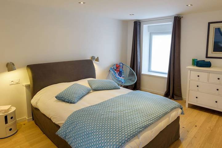 Location de vacances pour 8 personnes, avec piscine et jardin à Plouguin - 2