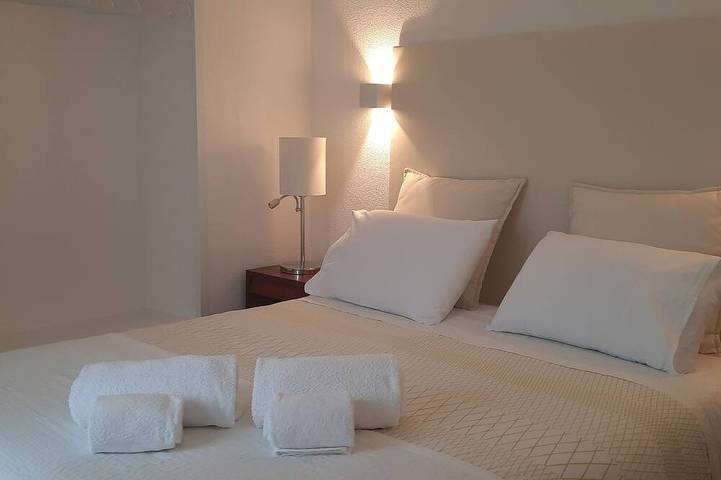 Alice's House, Private Pool, 7 km from Beach in Alfeizerão, Leiria District
