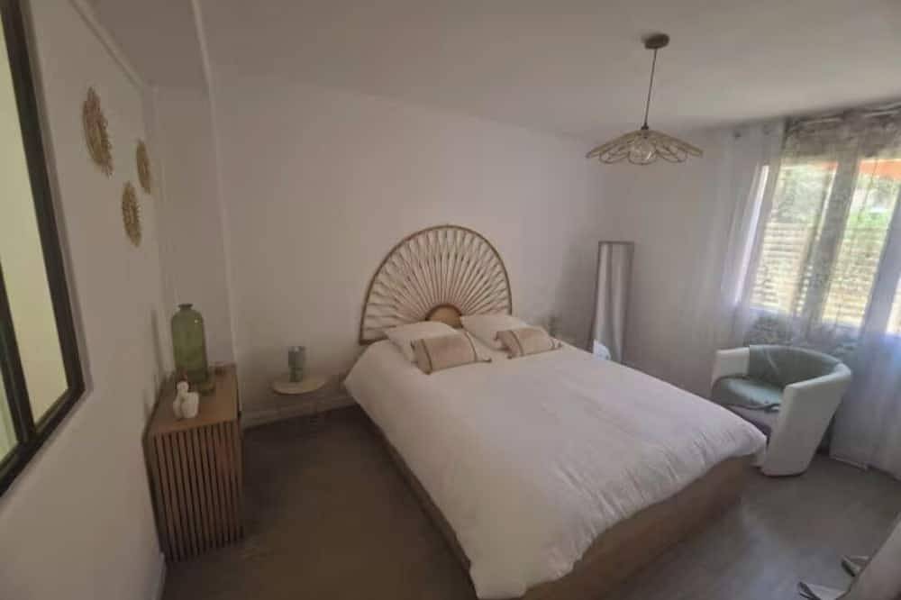 Ganze Wohnung, T2 terrace family home- Chez Amé et Fred in Ollioules, Mittelmeerküste (Frankreich)