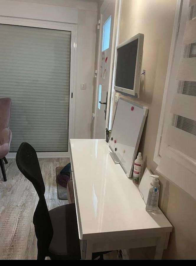 Appartement entier, Petit paradis accueillant piscine proche Cnfdi Chambre privée in Brunoy, Essonne