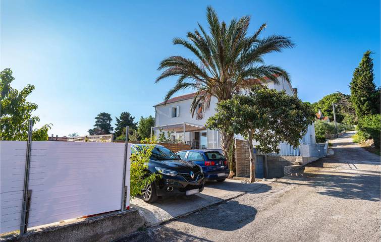 Ferienhaus für 8 Personen, mit Garten und Terrasse - 1
