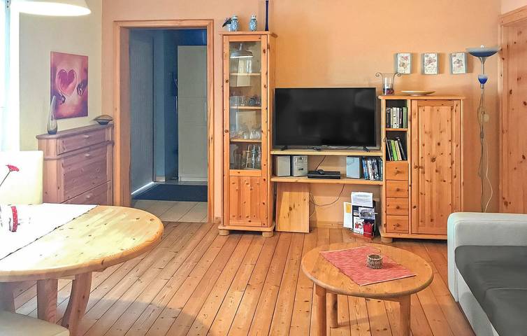 Ganze Ferienwohnung, Gemütlicher Rückzugsort am Meer mit Parkplatz, TV und WiFi in Silz, Fleesensee