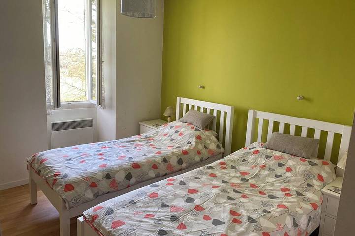 Location de vacances pour 8 personnes, avec jardin à Issigeac - 3