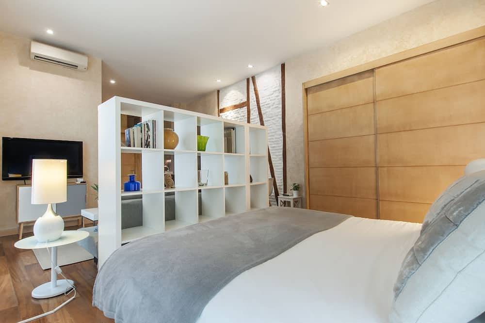 Entire apartment, Luxury Apart. Centro, Barrio Letras, Walk to Museums, Plazas and Granvia.  . in Centro (Madrid), Madrid
