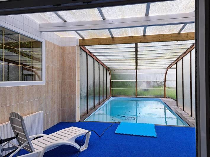 Maison d’hôte pour 14 personnes, avec vue et jardin ainsi que piscine et terrasse