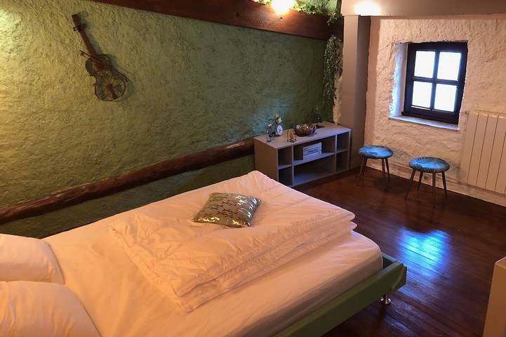 Location de vacances pour 12 personnes, avec balcon ainsi que jacuzzi et jardin à Saint-Remèze - 3