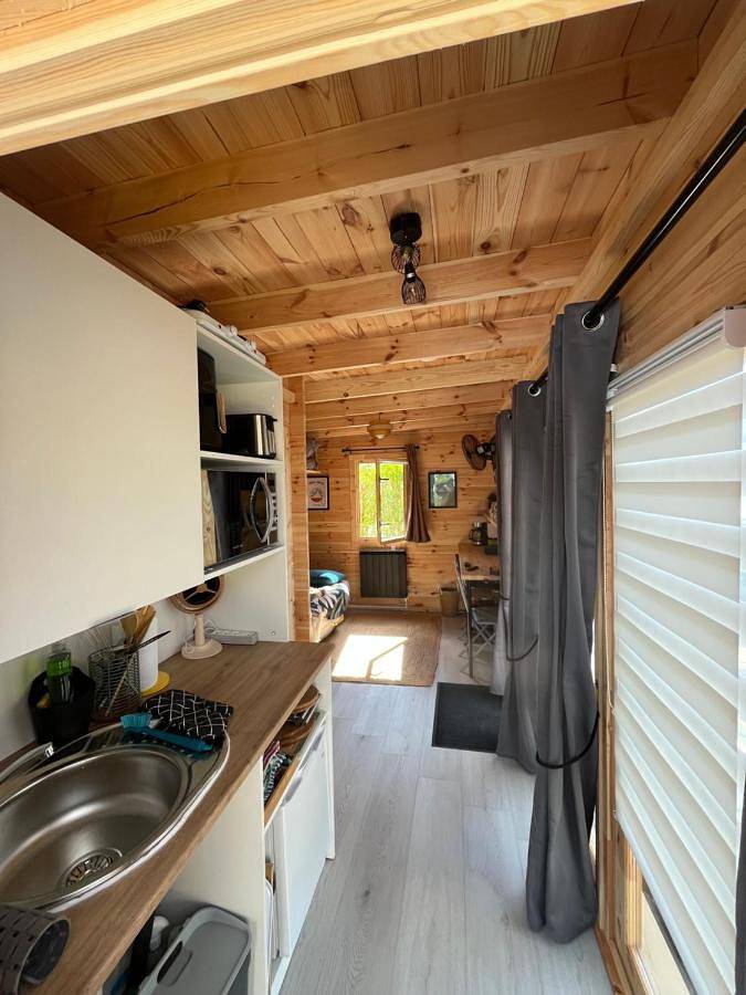 Gîte pour 2 personnes, avec jacuzzi et jardin dans Perrignier