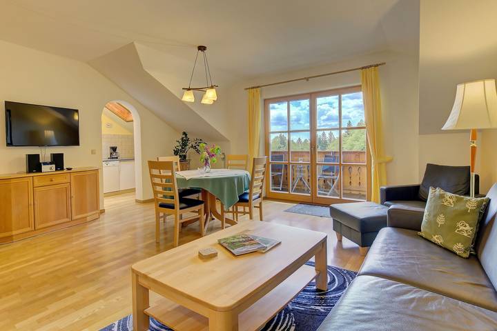 Ferienwohnung für 4 Personen, mit Garten und Balkon sowie Sauna in Spiegelau