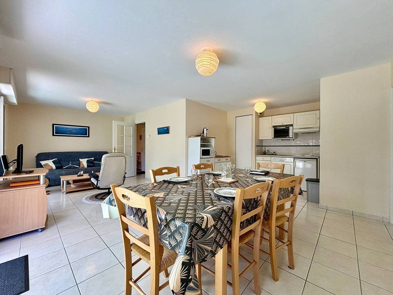 Appartement entier, Carnac: 3 pièces, Jardin, Terrasse, Parking, 4-6 pers in Carnac Plage, Carnac