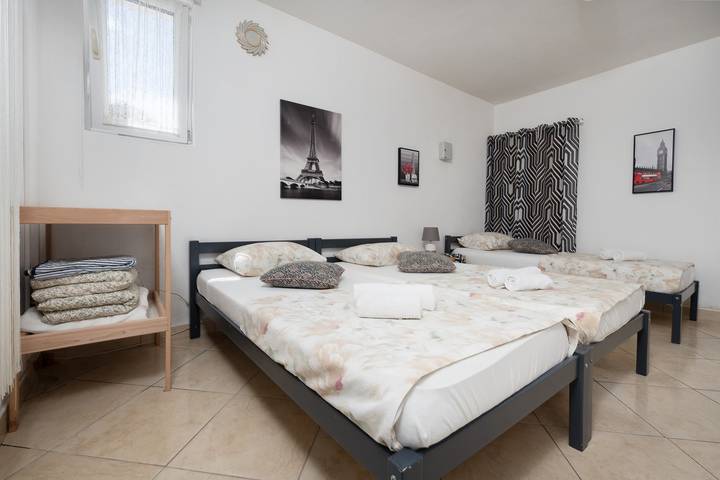 Gîte pour 4 personnes, avec balcon/terrasse dans Neum - 4