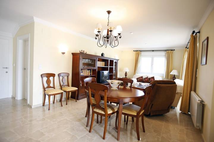 Villa für 8 Personen, mit Terrasse und Garten in Dénia - 2