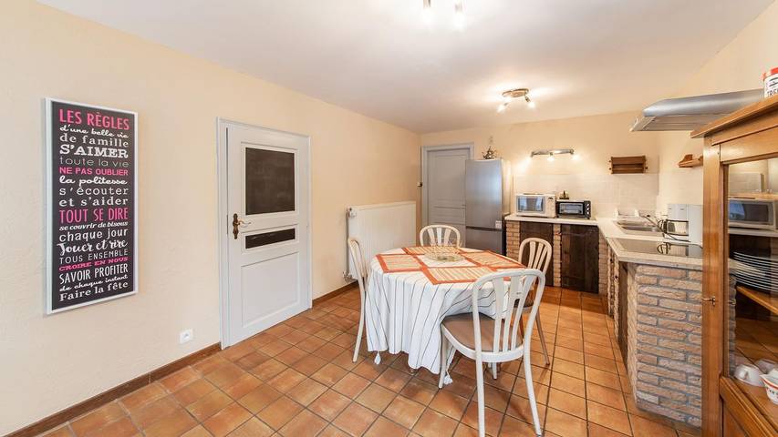 Gîte pour 5 personnes, avec jardin dans Grand Halleux - 2