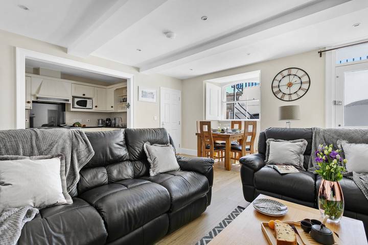 Gîte pour 4 personnes, avec jardin et balcon à Torquay - 2