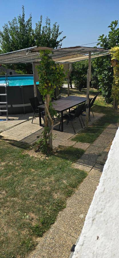 Location de vacances pour 10 personnes, avec jardin et bassin pour enfant ainsi que piscine et vue dans Ormož - 4
