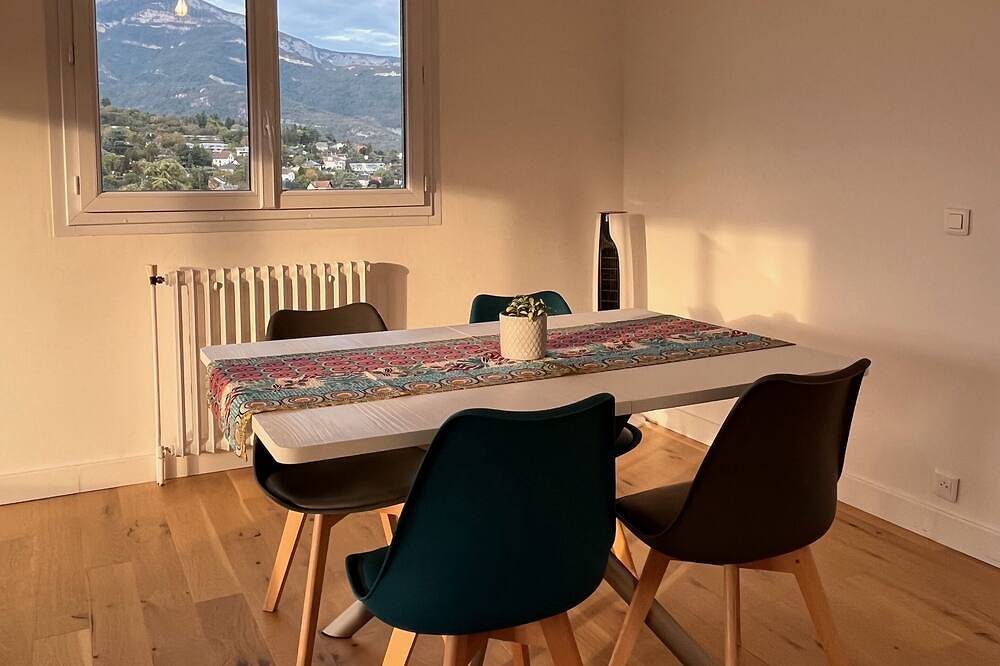 Appartement De Vacances pour 4 Personnes dans Chambéry, Région de Chambéry