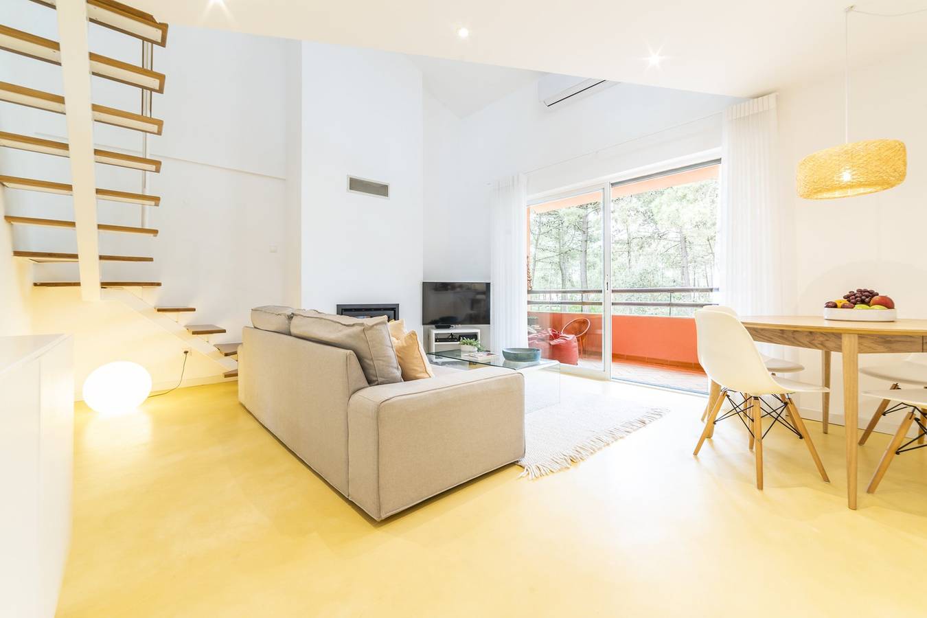 Luxurious Aroeira Golf Getaway | Duplex Apartment Ii | Beach Proximity | Spectacular Golf Resort Views in Aroeira, Charneca de Caparica e Sobreda