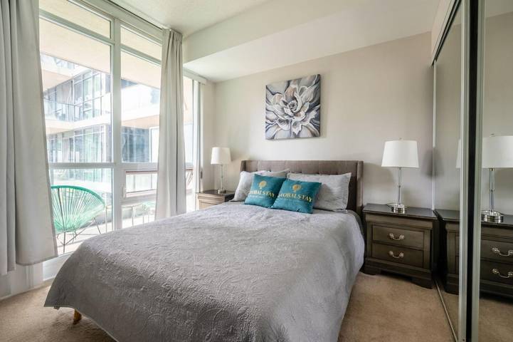 Gîte pour 6 personnes, avec piscine et balcon, adapté aux familles à Toronto - 4