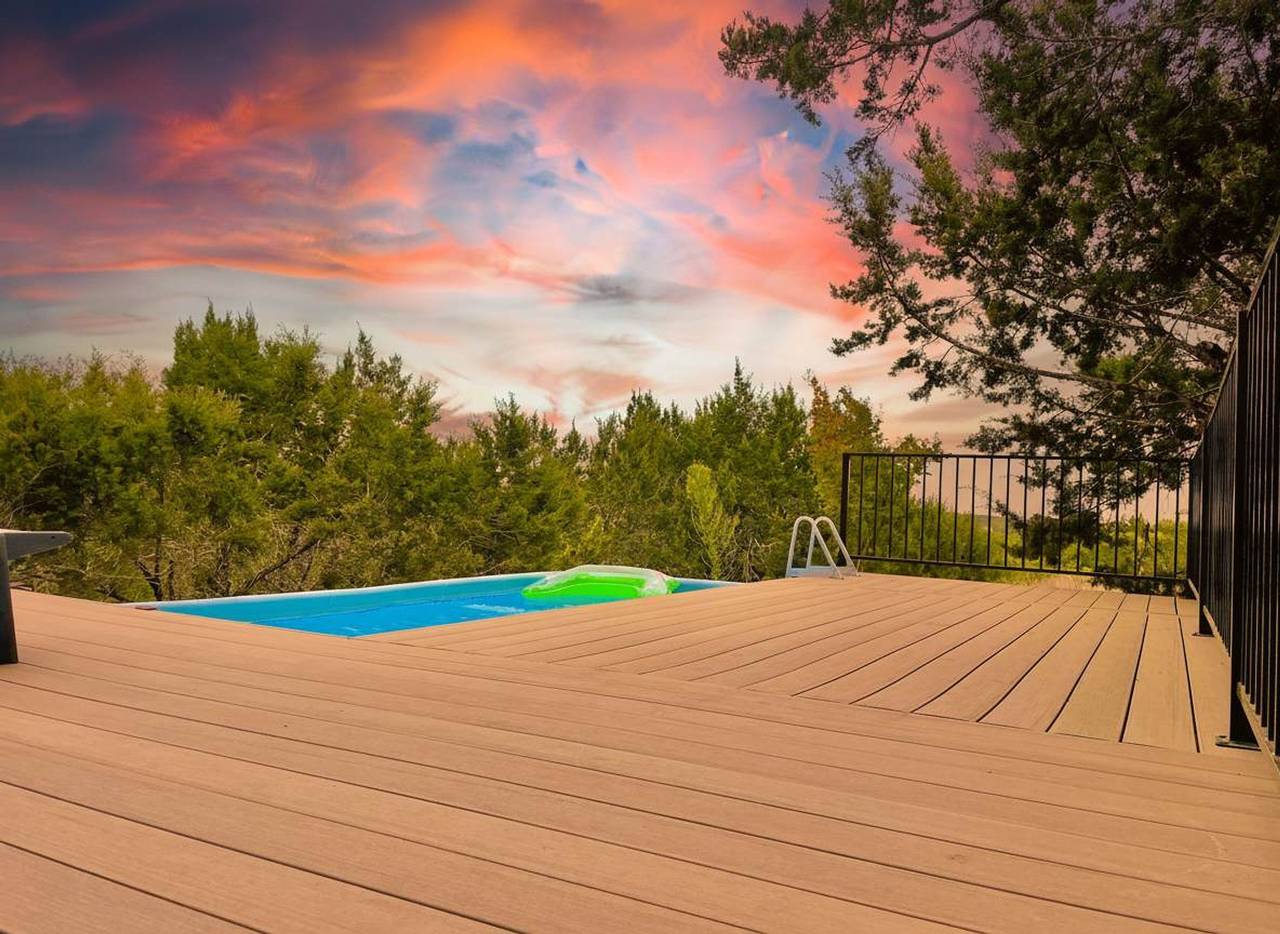 4 2  firepit  hot tub  scenic views  L2 Ev charger in Condado de Travis