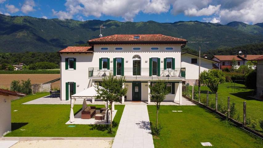 Maison d’hôte pour 2 personnes, avec Balcon et Terrasse ainsi que Jardin et Vue à Polcenigo