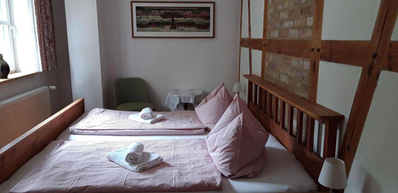 Ganze Wohnung, 75qm-grosse-Ferienwohnung-am-Naturschutzgebiet-15-Pkw-Min-zum-Strand-Stettiner-Haff in Bugewitz, Vorpommern Greifswald