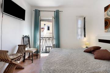 Beach House for 3 People in São Gonçalo de Lagos, Algarve, Photo 1