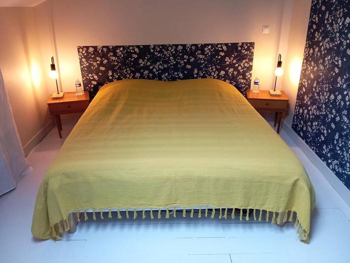 Chambre d’hôte pour 3 personnes, avec Terrasse et Jardin