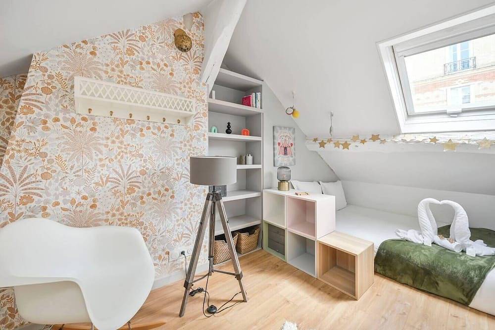 Entire apartment, Lovely Duplex Near Château / Paris / Disney in Vincennes, Val-de-Marne