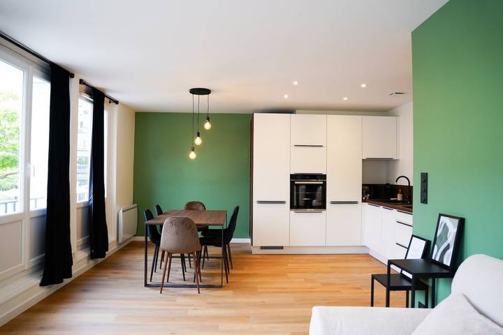 Entire apartment, Standing & confort – T3 raffiné en hypercentre in Lorient, Côte des Mégalithes