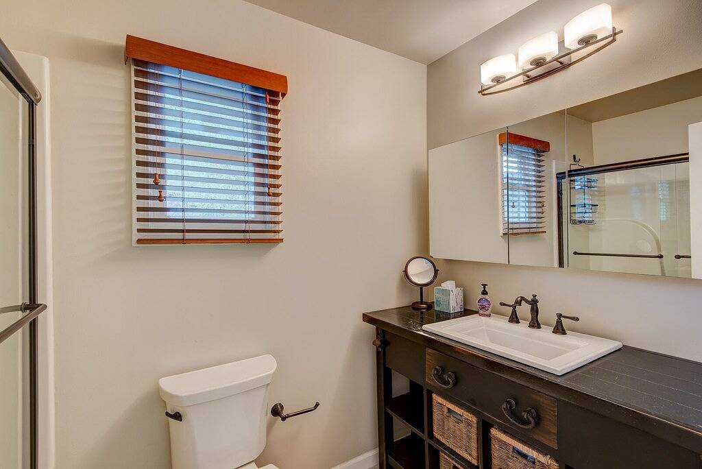 Ganze Wohnung, The Wander Inn - Nestled in the heart of Downtown Blowing Rock, one block to Main Street! in Blue Ridge Parkway, Blowing Rock