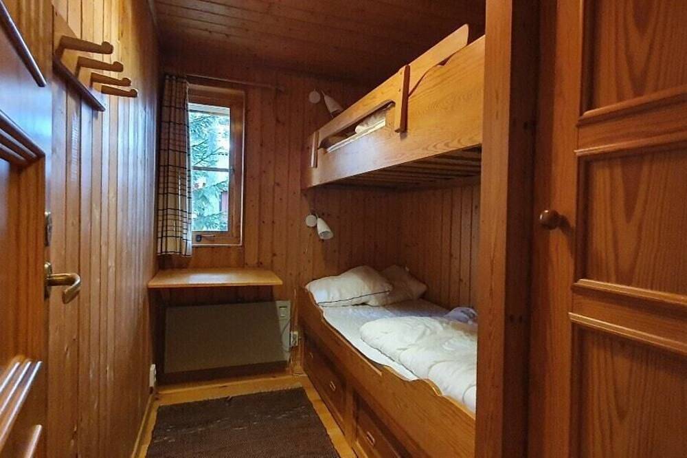 Sauna | Wi-Fi | Terrace | Wood stove | Cable Tv in Lofsdalen, Härjedalen