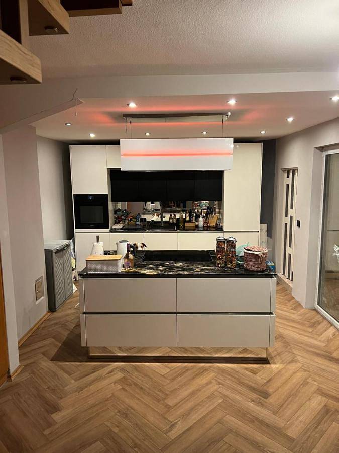 Moderne Altbau Wohnung in der alten Metzgerei in Sankt Martin, Südliche Weinstraße