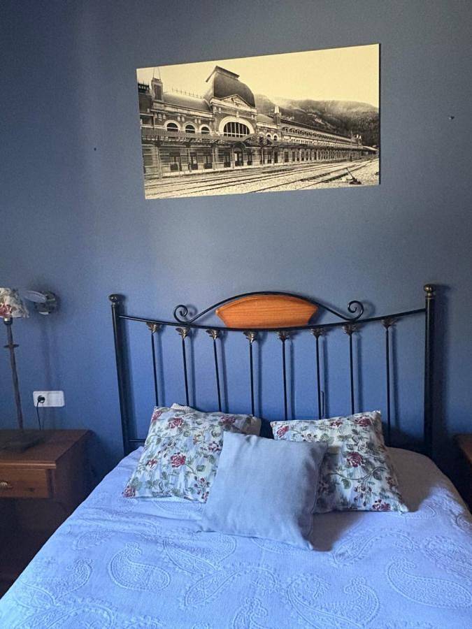 Hôtel pour 2 personnes, avec terrasse et piscine à Bierge - 4