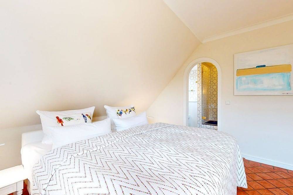 Ganze Wohnung, Lee Biberhüs - Gemütliche Wohnung unter Reet im Landhausstil im traditionellen in Sylt-Ost, Sylt (Gemeinde)