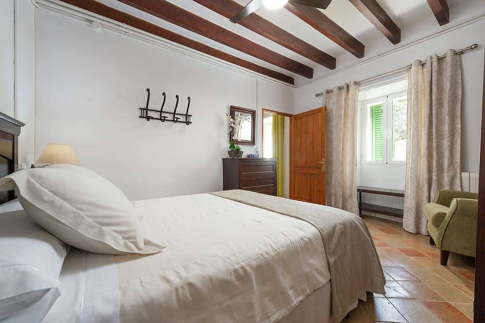 C'An Pieres - Beautiful townhouse with private pool and free wifi in Esporles, West Majorca