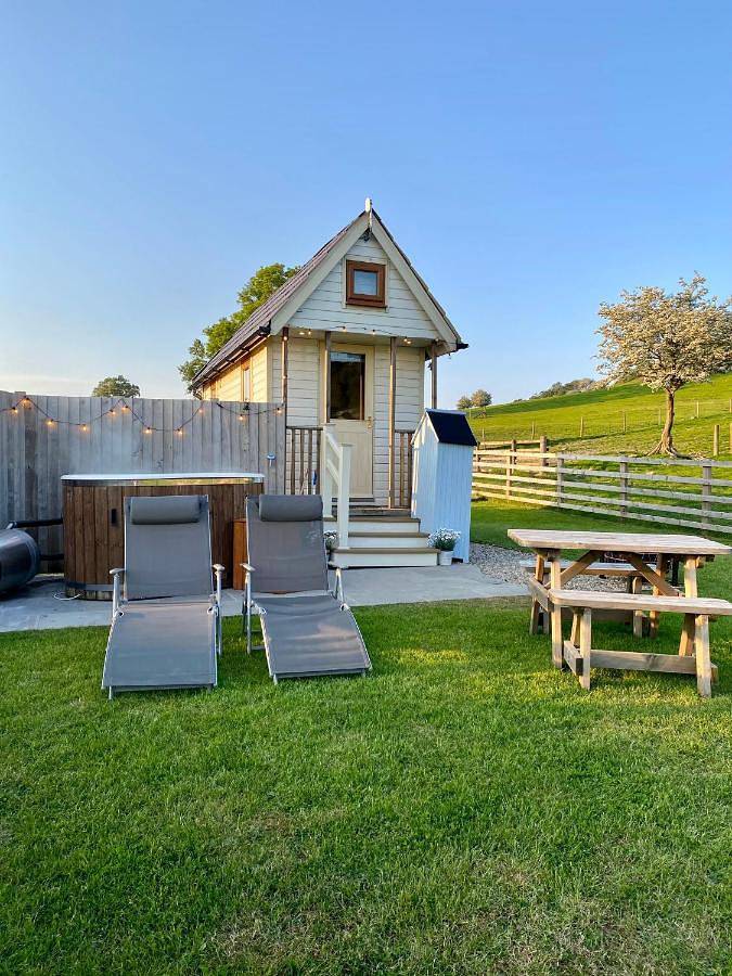 Camping for 2 people, with Hot tub and Garden as well as View in North York Moors National Park
