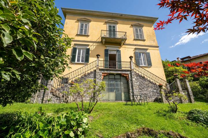 Location de vacances pour 2 personnes, avec vue sur le lac et terrasse à Bellagio