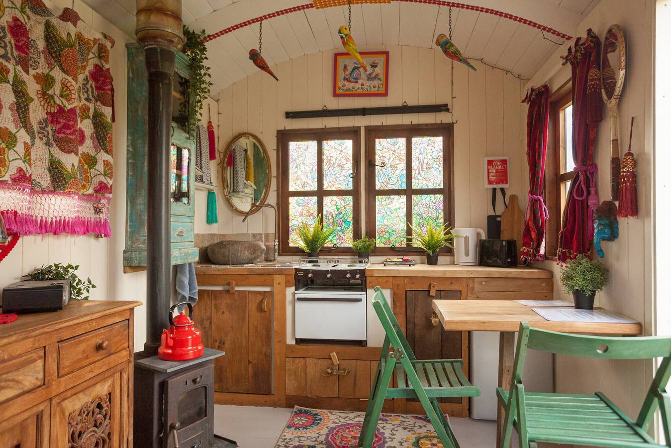 Orchard View Shepherds Hut in Henfield, West Sussex
