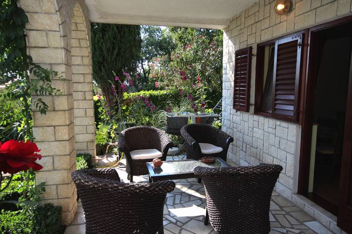 Ferienwohnung für 4 Personen, mit Balkon/Terrasse in Selce