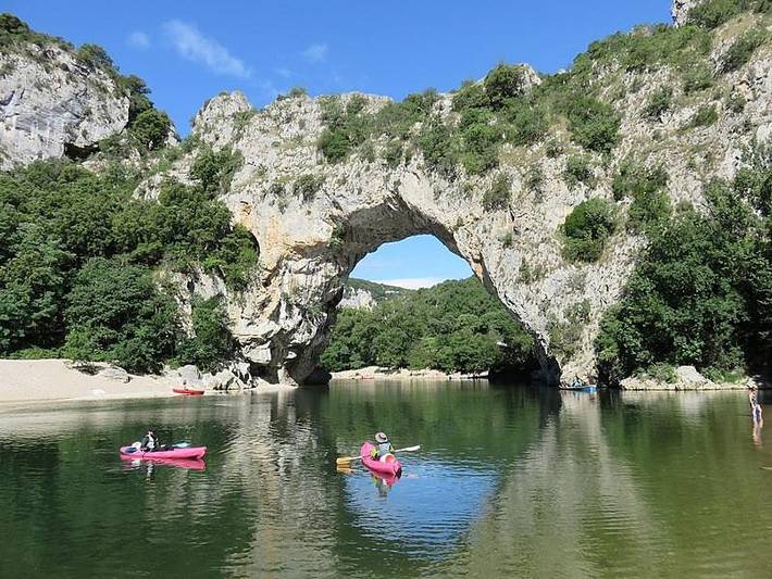 Location de vacances pour 10 personnes, avec terrasse à Pont-Saint-Esprit - 3