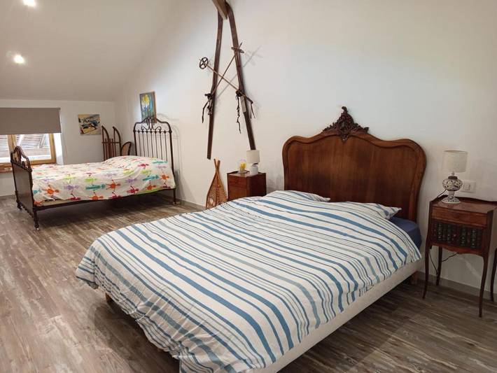 Gîte pour 4 personnes, avec jardin ainsi que piscine et vue à Marboz - 3