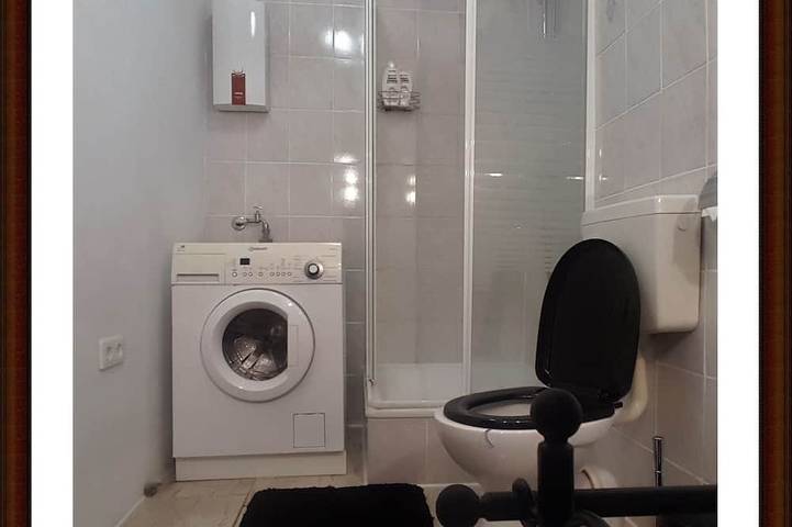 Cinema Studio-Your Home Near Frankfurt Airport in Kelsterbach, Kreis Groß-Gerau
